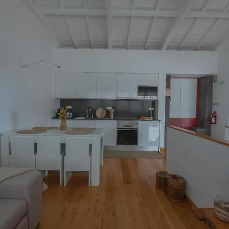 アパート Casa Do Brasao ラジェス・ド・ピコ